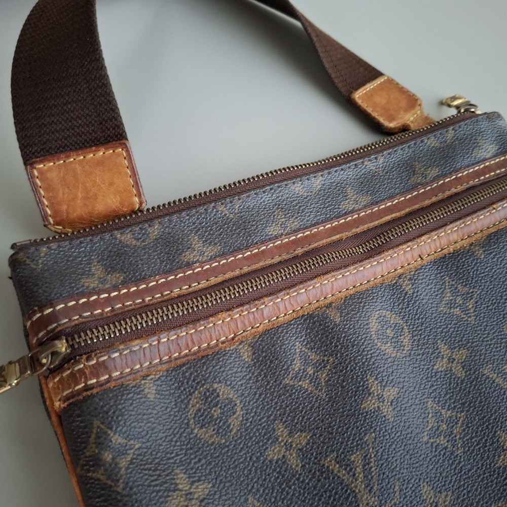 Louis Vuitton Bosphore Brown Crossbody Monogram Signature Bag - Picture 3 of 8